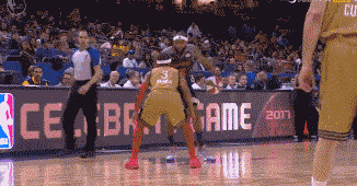 勇士将帅冲突后相互致歉，科尔坦言应保持冷静（勇士队内争执后双方互道歉，科尔承认应保持冷静）