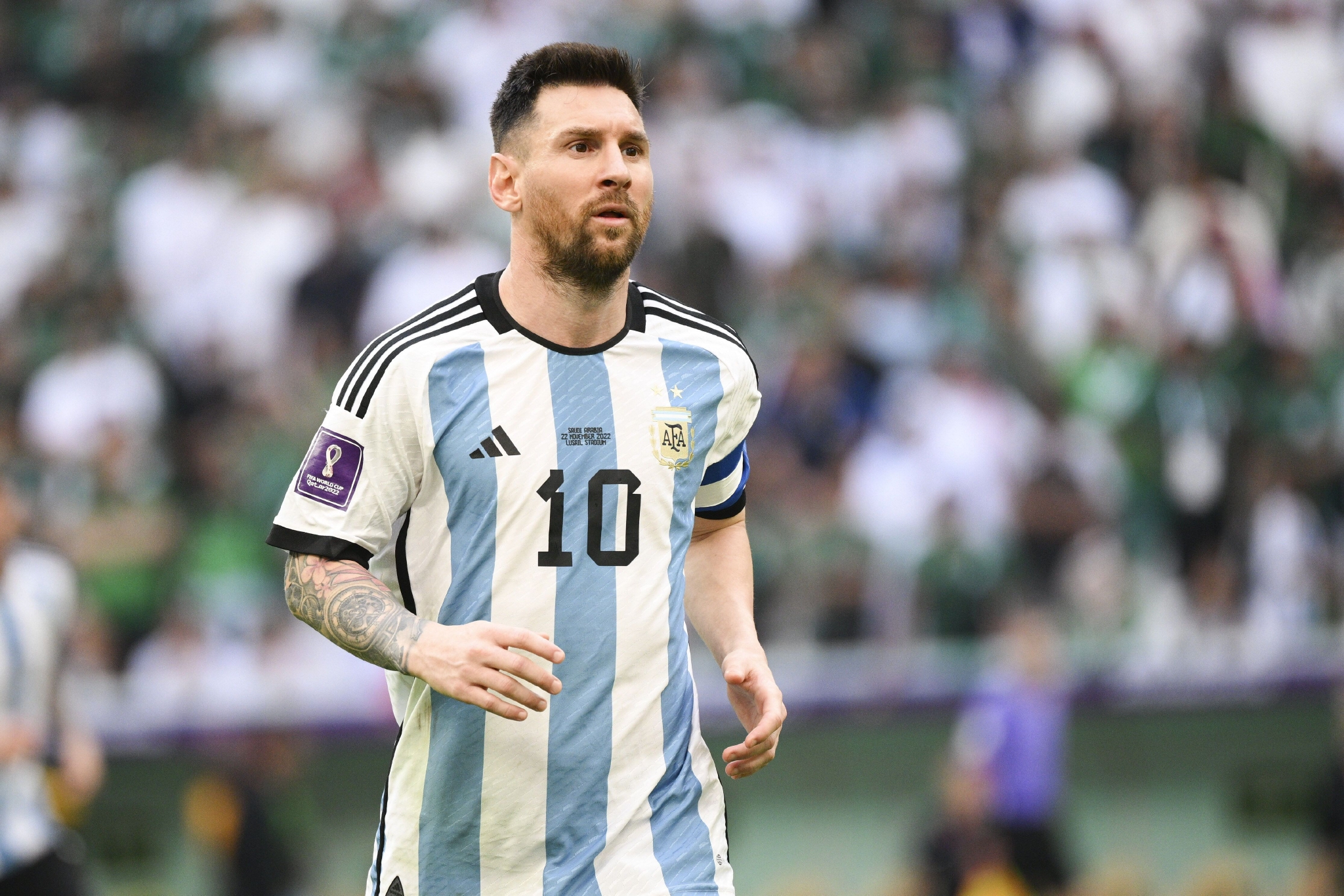 罗马诺：拜仁接近和小将卡夏诺-基亚拉就续约达成协议（罗马诺：拜仁与小将卡夏诺-基亚拉续约谈判接近敲定）