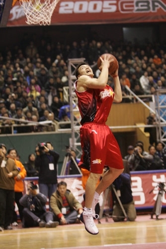 剑南春｜那不勒斯2-1尤文，霍伊伦双响，伊尔迪兹难救主（剑南春｜那不勒斯2比1击退尤文：霍伊伦梅开二度，伊尔迪兹难挽败局）