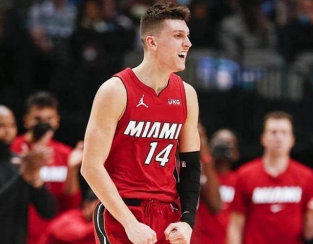 CBA球员伤病更新及赛季影响（CBA伤情速递及对赛季格局的影响）