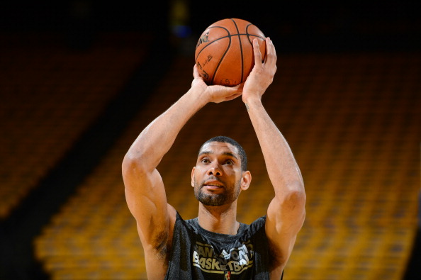 广东目标双冠，北京心仪外援遭截胡，辽宁欲更换外援，新疆队长受伤（广东冲击双冠，北京意中外援遭抢签，辽宁考虑换外援，新疆队长受伤）