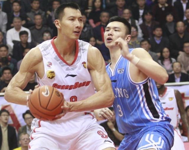 可怜的状元！球队不培养，国家队不重视，才20岁，场均仅11+3+1！（状元遭冷遇：俱乐部不肯栽培，国家队也不看重，20岁场均仅11分3篮板1助攻！）