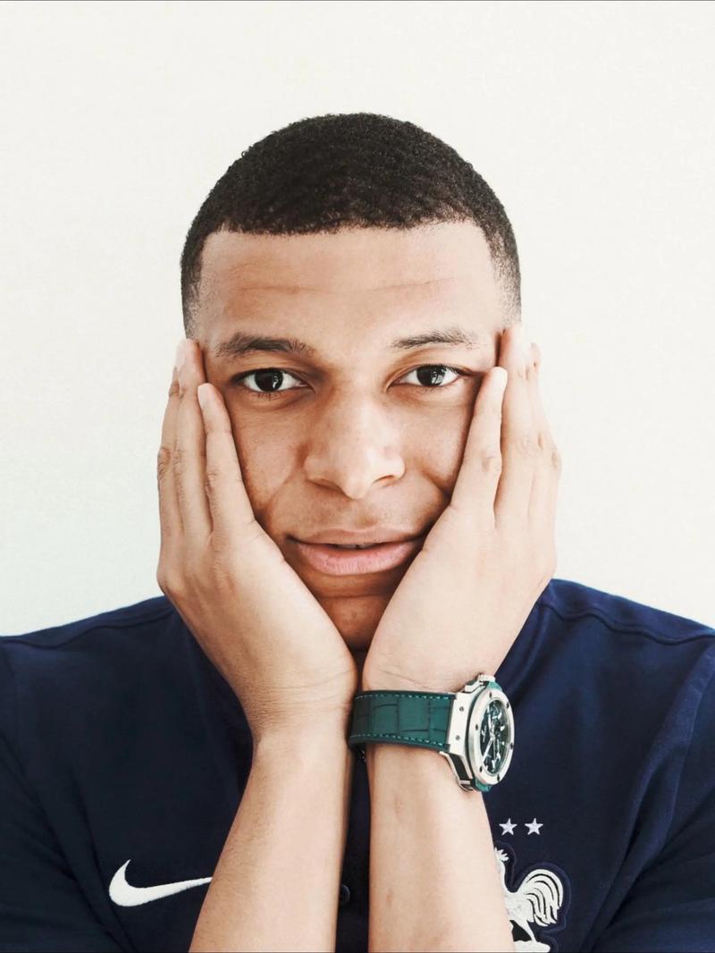 上场仅2分！拉文三分13中8爆砍42+6率队爆冷热火（上一战仅得2分！拉文三分13投8中轰42+6，率队爆冷击败热火）