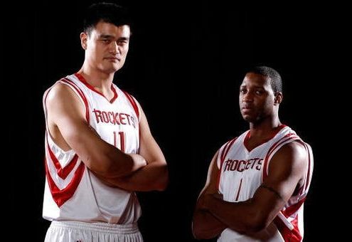 双响逆转塞尔塔，贝司机成博洛尼亚近26年欧战单场进球2+第一人（贝司机梅开二度逆转塞尔塔，成博洛尼亚近26年欧战首位单场2+射手）