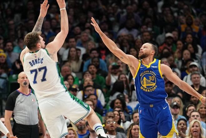 这下真是把足球踢成了艺术（当足球踢成艺术）