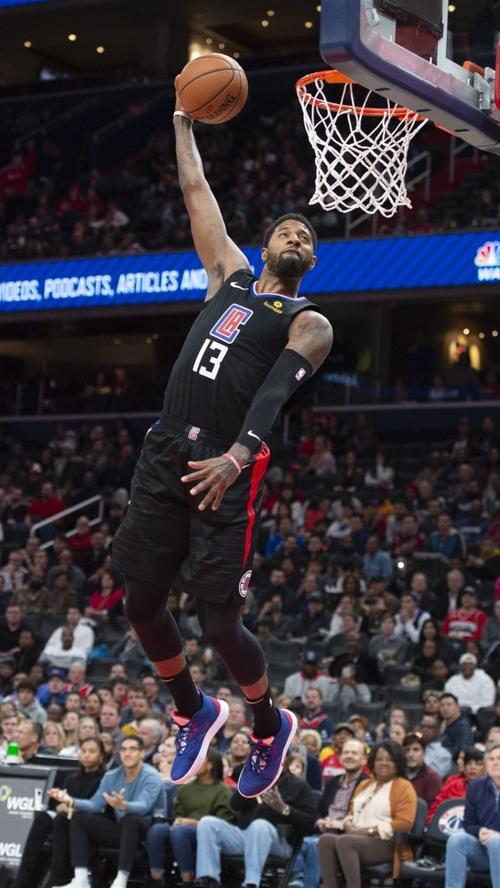 瓦拉内：去皇马前齐达内亲自给我打了电话；穆里尼奥很有魅力（瓦拉内回忆：加盟皇马前接到齐达内亲电，称穆里尼奥极具魅力）