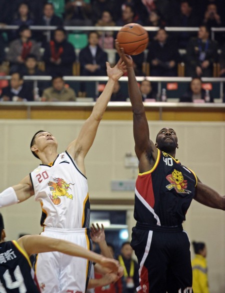 TA：曼城冬窗大概率召回埃切韦里，不排除留队的可能性（TA：曼城冬窗极有望召回埃切韦里，留队可能性仍在）