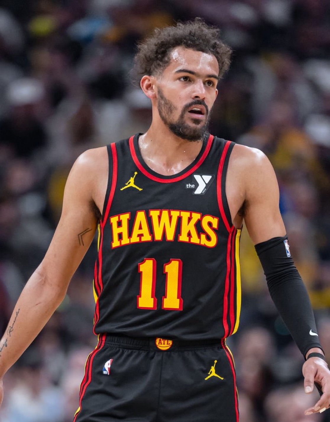 欧冠赛场精彩瞬间：皇马主场2-0取胜,（欧冠名场面：皇马主场2-0完胜）