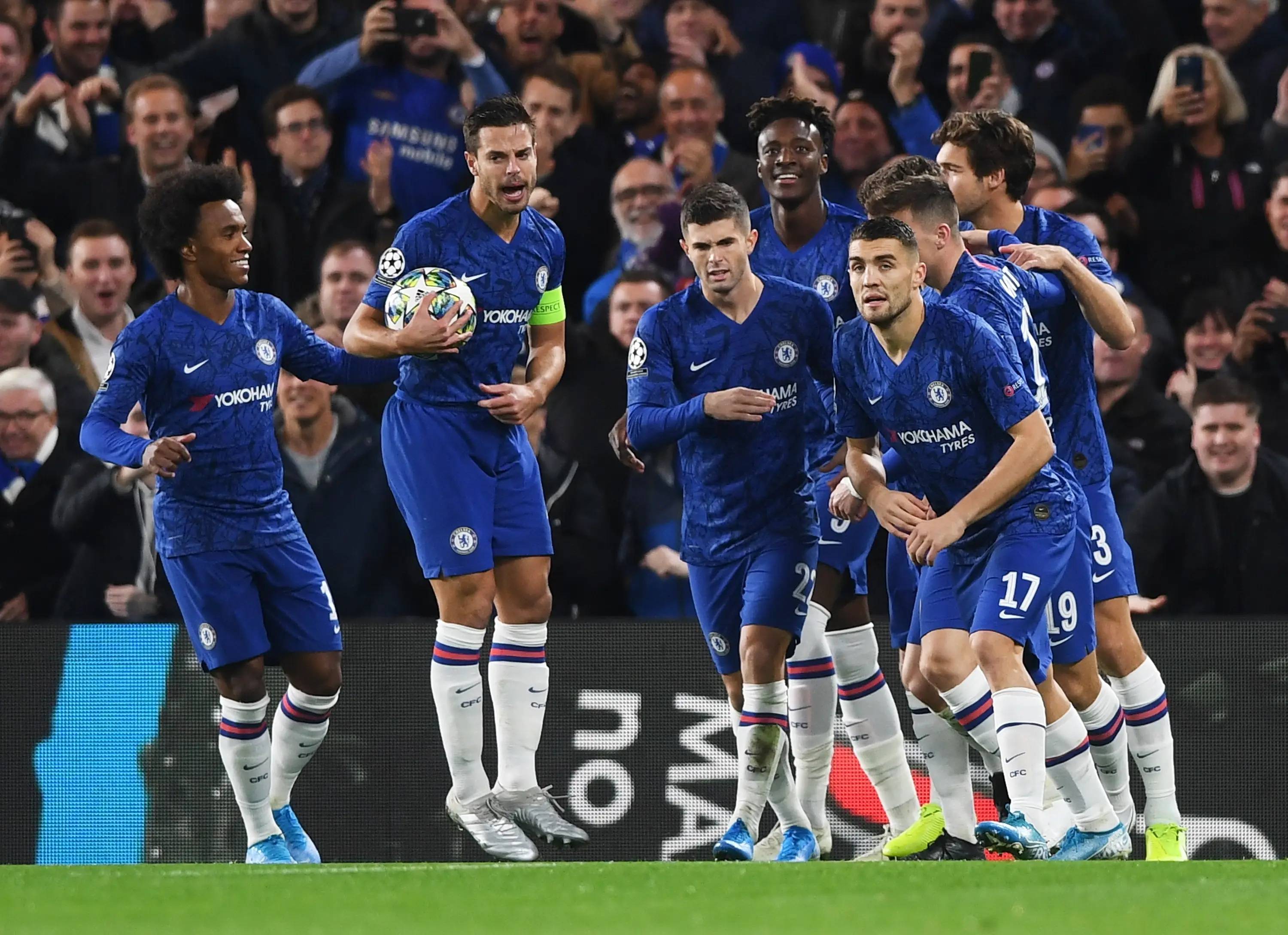 维尼修斯晒观看解放者杯决赛照片，随后庆祝母队弗拉门戈夺冠（维尼修斯晒解放者杯决赛观赛照，随即庆祝母队弗拉门戈夺冠）