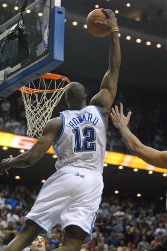 姆巴佩本赛季已打入5粒禁区外进球，为五大联赛球员最多（姆巴佩本赛季禁区外破门5次，五大联赛最多）