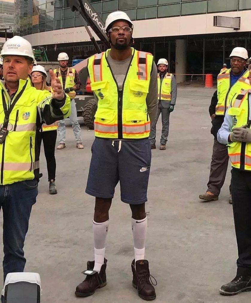 北青：马宁等3名中国裁判执法阿拉伯杯，是世界杯前重要考评（北青：马宁领衔三位中国裁判执法阿拉伯杯，系世界杯前关键考核）