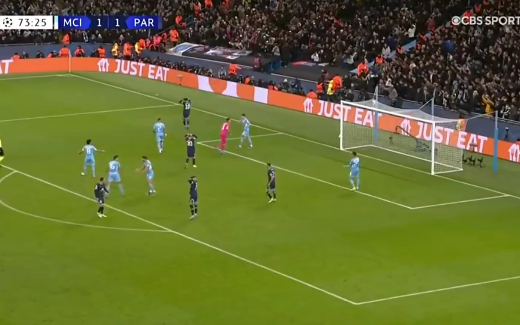 老豪门在左，新力量在右！2026世界杯12月5日举行抽签仪式（老牌劲旅与新锐势力齐聚：2026年世界杯抽签12月5日举行）