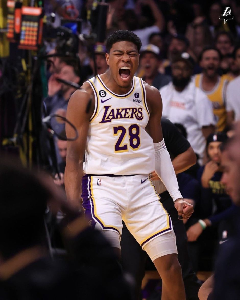 尤文vs乌迪内斯：伊尔迪兹、乔纳森-戴维首发，麦肯尼出战（尤文迎战乌迪内斯：伊尔迪兹、乔纳森-戴维先发，麦肯尼登场）