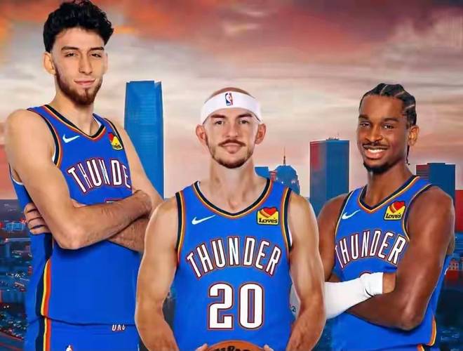 库里迎第12次圣诞大战：心怀敬畏，享受与胜利相遇的节日（库里第12次圣诞大战：怀敬畏，在节日里与胜利相逢）