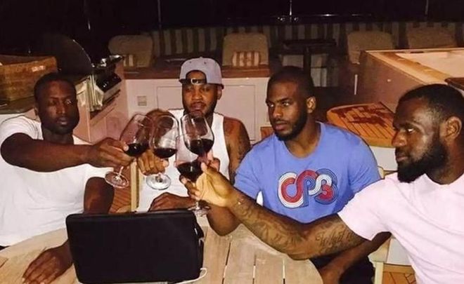 热那亚2-1逆转维罗纳，托斯比建功，洛伦佐-科隆博破门（热那亚2-1逆转击败维罗纳：托斯比制胜，洛伦佐-科隆博进球）