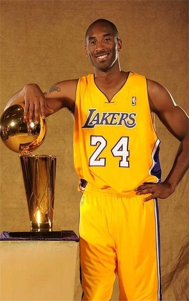 记者：邵佳一将现场观战西海岸vs亚泰，不会参与临场指挥工作（记者：邵佳一将现场观战西海岸对阵亚泰，不参与临场指挥）