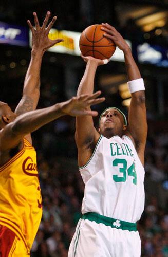 意媒：国米可以启用青训小将卡马特，以应对邓弗里斯伤缺情况（意媒：邓弗里斯伤缺，国米或提拔青训新星卡马特顶替）