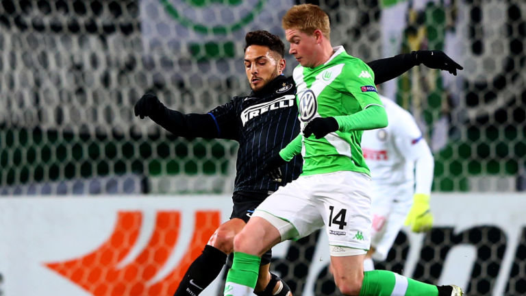 12月13日NBA看点：库里复出战群狼，老鹰、活塞强强对话（12月13日NBA前瞻：库里回归迎战森林狼，老鹰与活塞上演正面对决）