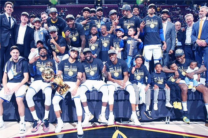 阿迪发言人：德国队球衣销量喜人，按通胀来说阿迪球衣比78年更便宜（阿迪达斯发言人：德国队球衣热销，按通胀折算如今比1978年更便宜）