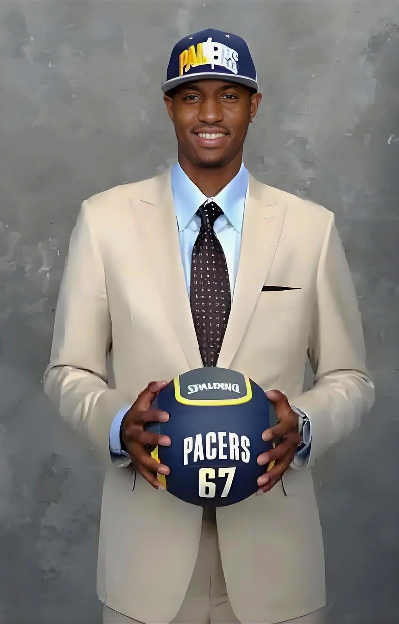 泰晤士：纽卡准备再次追求格伊，水晶宫仍坚持要价5000万镑（泰晤士报：纽卡再度求购格伊，水晶宫仍坚持5000万英镑要价）