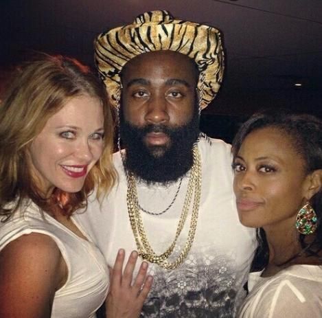 🎮K杯战报：T1决胜局落后7K翻盘，让二追三逆转DK挺进决赛（K杯速报：T1让二追三，决胜局7K劣势完成翻盘，击败DK挺进决赛）